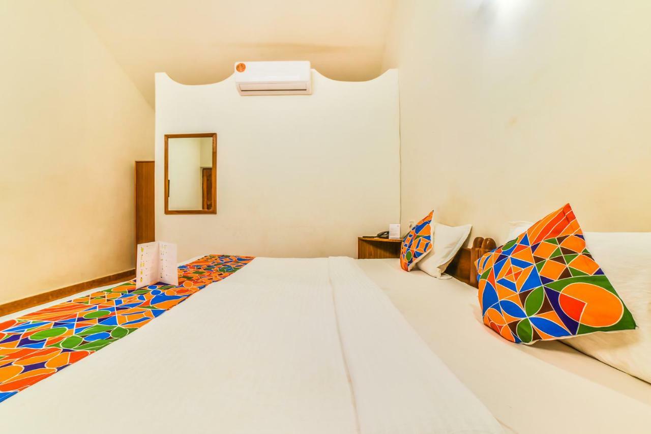 Fabhotel Yoyo Cottage With Pool - Nr Chapora Fort Vagator Kültér fotó